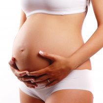 Можно ли делать шугаринг беременным